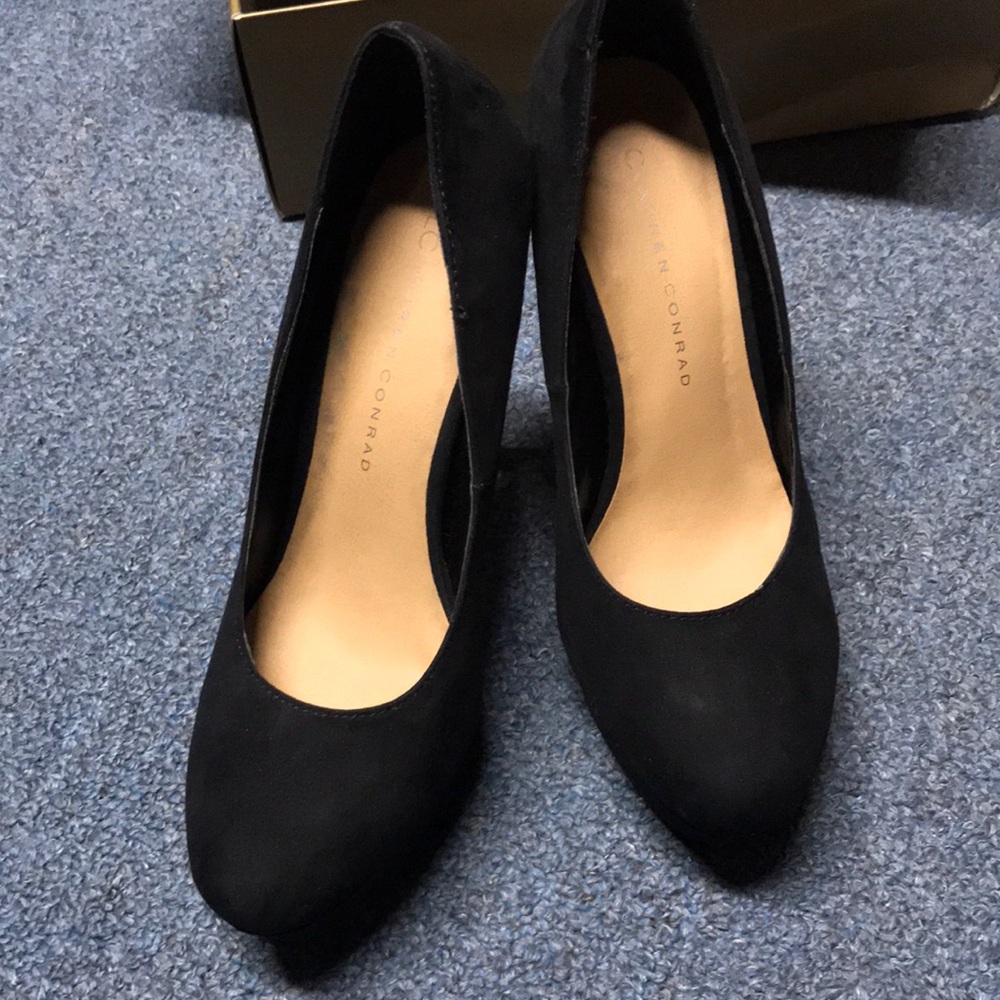 Lauren Conrad Johanna Black heels